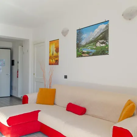 Maison Valerio - Appartamento Con Vista E Parcheggio Privato Ad Aosta Exterior foto